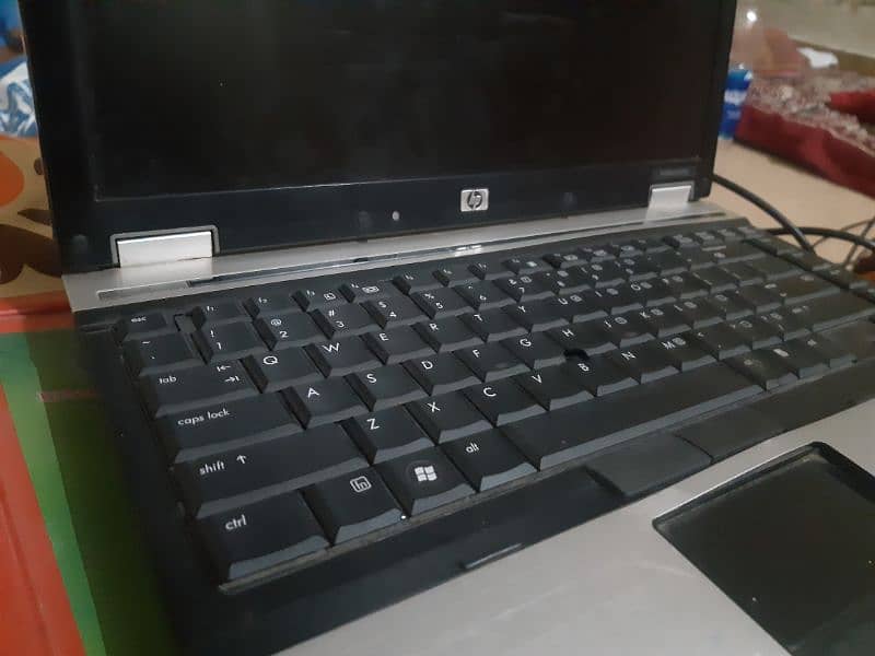 HP laptop with charger 3