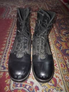 Brand new leather army boots 10/10 size 8