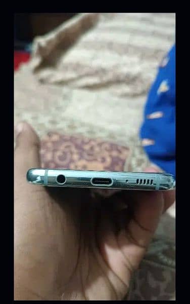 samsung s10 with box. dual sim pta approved 6