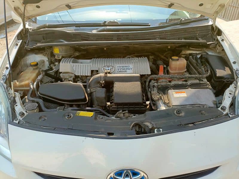 TOYOTA PRIUS 2011 FOR SALE 9