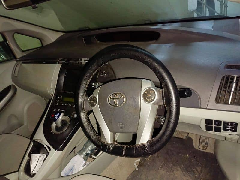 TOYOTA PRIUS 2011 FOR SALE 11