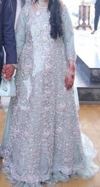 Fully Embroidered Bridal Maxi with negotiable price 2