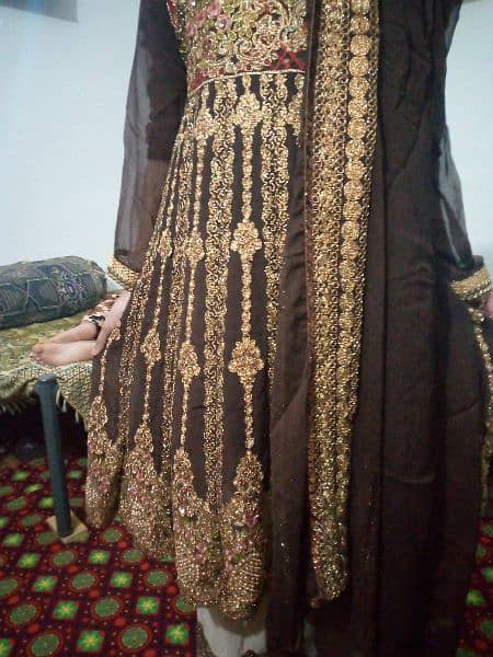 very beautiful dresses very good condition is 3