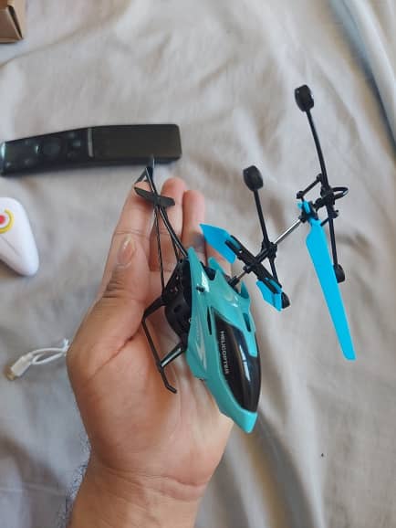 Kids Remote Control Helicopter at whole sale rate (Brand New) 4