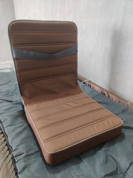 Comfort/Carpet Chair/Majlis Chair/Mehfil Chair - Cash on Delivery 1