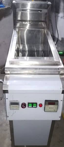 Commercial deep fryer single tank 16L oil cap & China pizza oven's 18