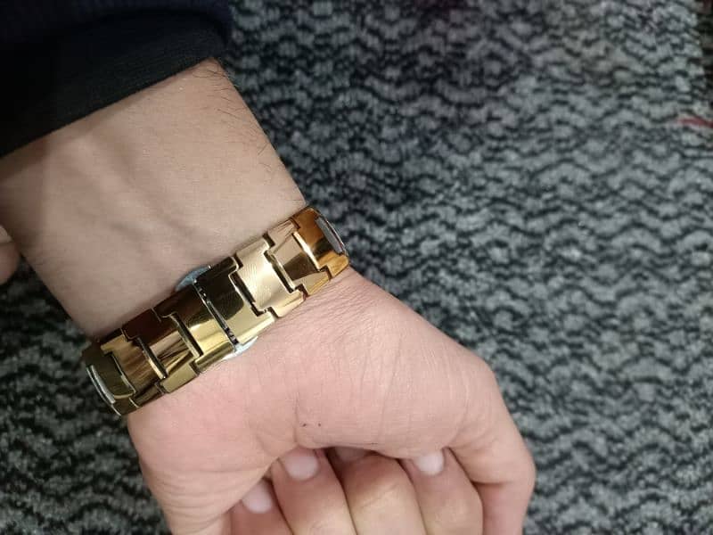 Rado Jubile scratch proof golden watch from Saudi Arabia 14