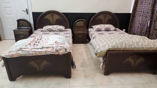 Two single beds( Twin) 0
