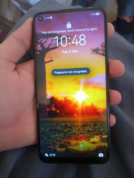 Huawei nova 7i 8 gb ram 128 gb memory non PTA screen slightly damage 10