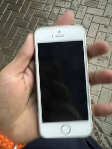 iPhone se 2016 2018 0