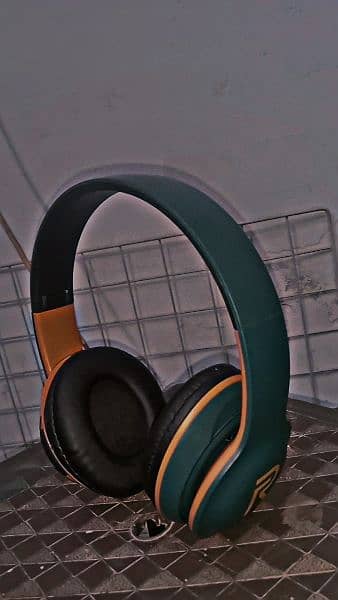 Realme s7 Wireless-Headphones 0