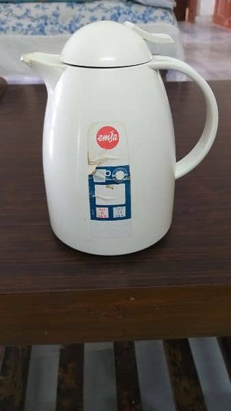hot water jug 1