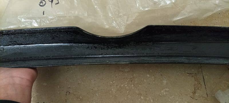 toyota yaris back spoiler 4