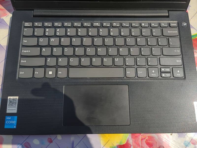 Lenovo laptop v14 g3 3