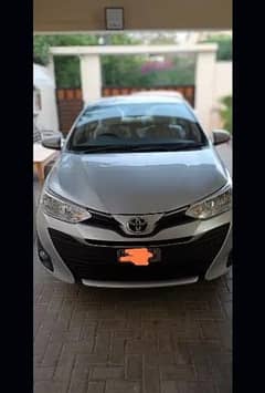 Toyota Yaris 1.3 ativ cvt