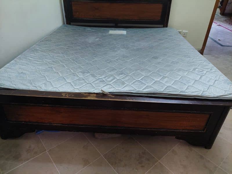 King size Bed With Maedicated Mattress 0