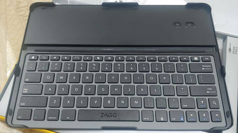 Microsoft Surface Pro Laptop 3 i5-4300U 8RAM/256SSD. 5