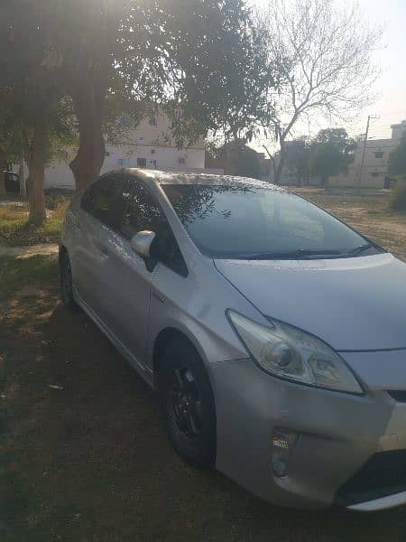 Toyota Prius 2012 Model 2016 registration 9