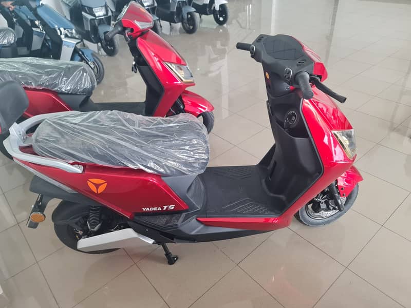Yadea Electric Scooty Electric Bike T5 Model Discounted Rates 6