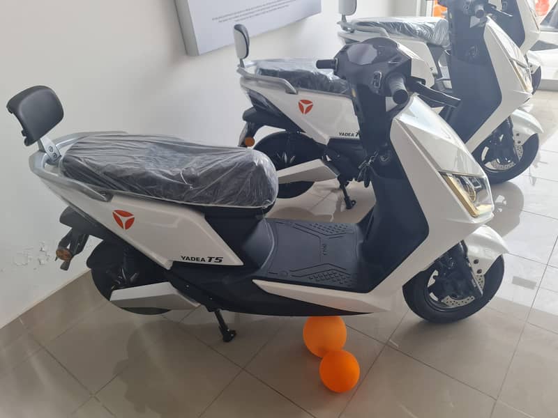 Yadea Electric Scooty Electric Bike T5 Model Discounted Rates 7