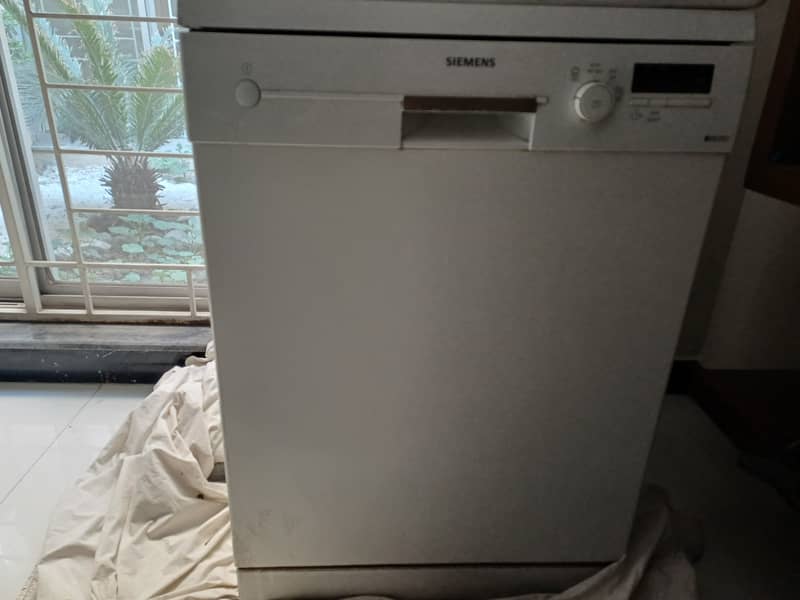 Siemens Automatic Dishwasher 0