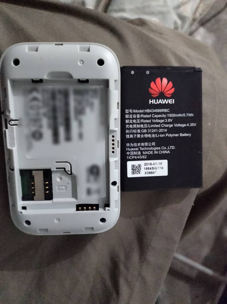 Zong 4G Huawei internet Device 2