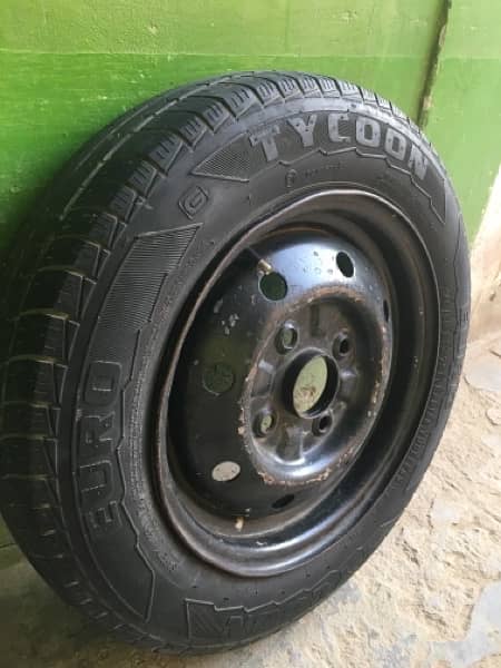 Toyota Yaris vita Tyre’s & rim’s 165-65-13 original imported 2