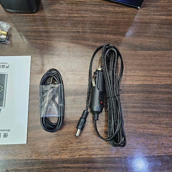 Lot Imported Rechargeable Wireless Air Pump and Powerbank 2