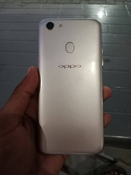 Oppo F5 used 1