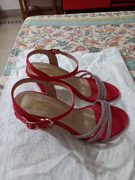 ladies shoes new in condition different brands 6