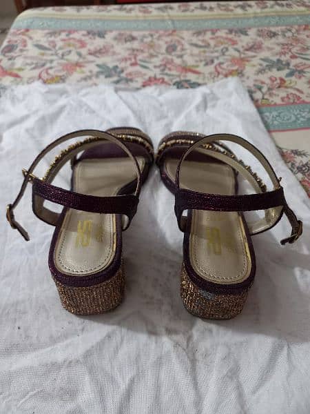 ladies shoes new in condition different brands 7