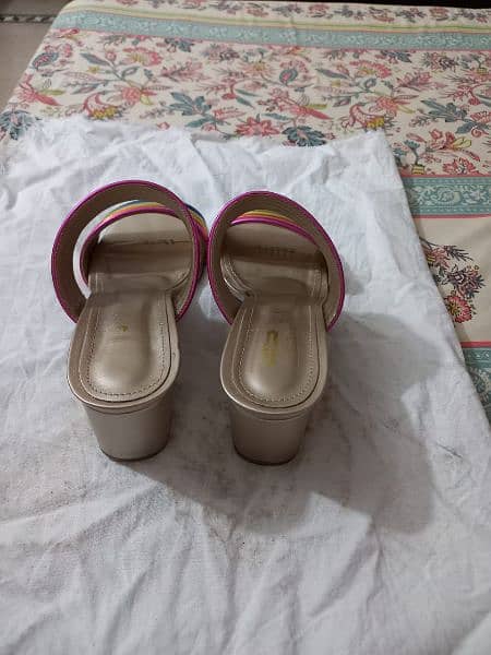 ladies shoes new in condition different brands 9