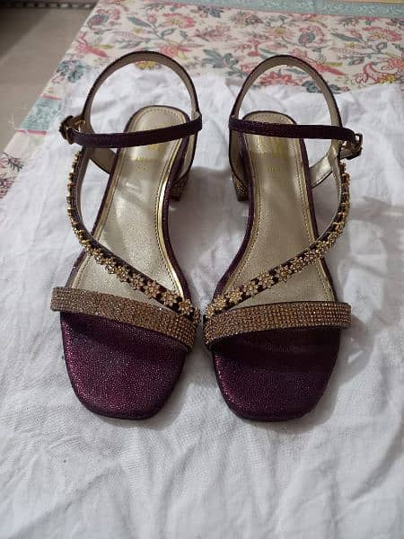 ladies shoes new in condition different brands 18