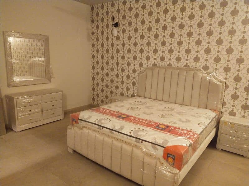 bed / double bed /king size bed /wooden bed /velvet bed /bed set 7