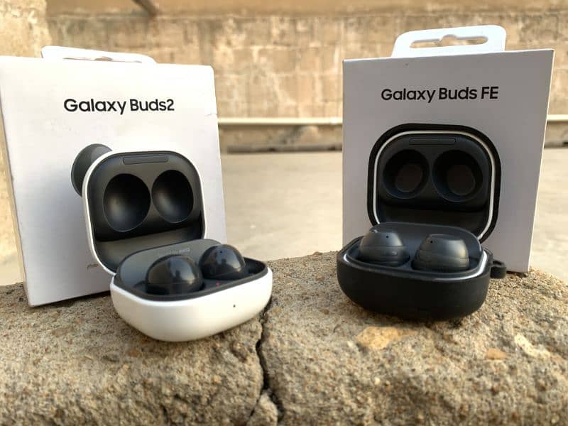 Samsung Galaxy buds fe or buds 2 0
