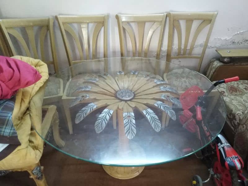 Dining Table for sale in new condition 0313 5298862 0