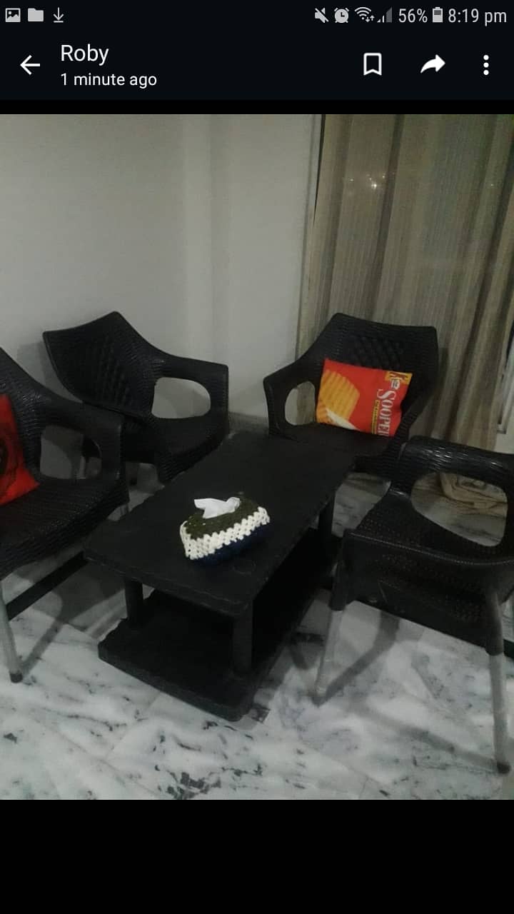 Urgetn sell chairs and table set 0
