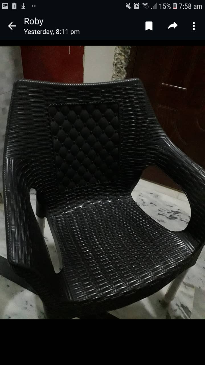 Urgetn sell chairs and table set 2