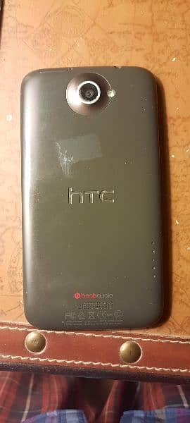 HTC One X 0