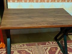 table dinning new condition