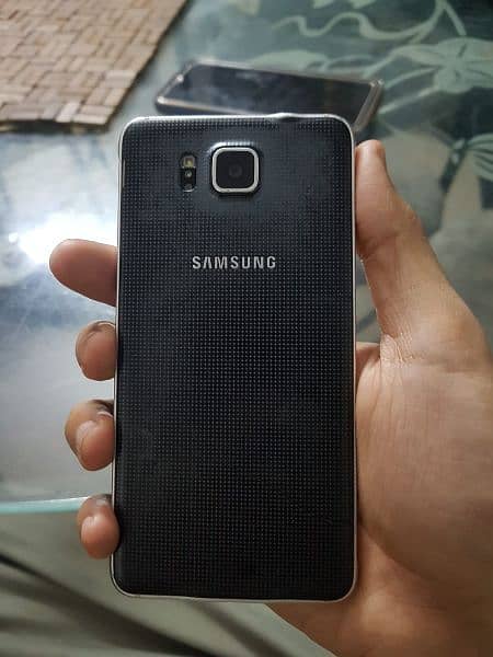 Samsung Galaxy Alpha 2