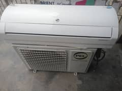 slightly used and refurnished 1 ton 1,5 ton 2 ton ac available 0