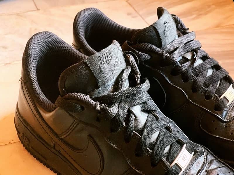 Nike shoes triple black 0