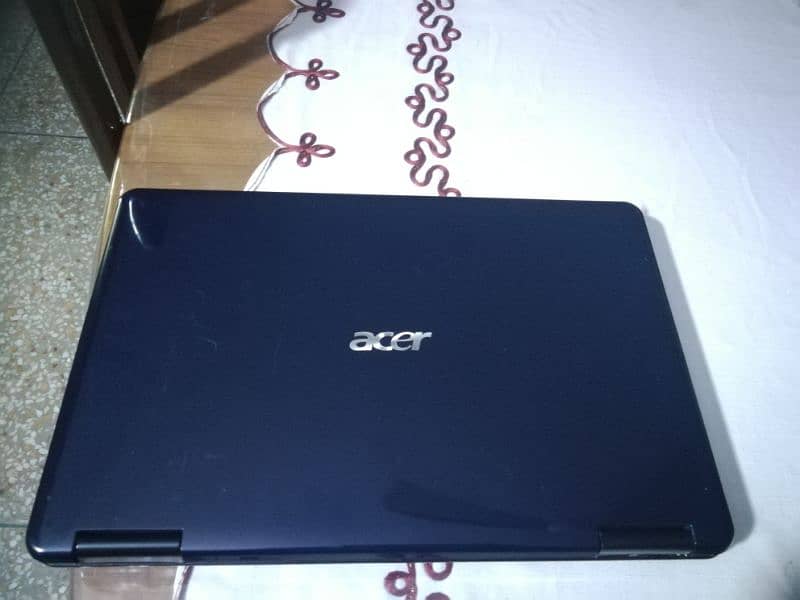 Acer core 2 duo glossy with numeric pad A+ condition 3