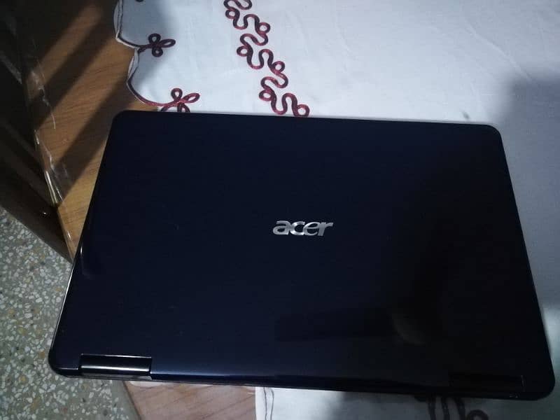 Acer core 2 duo glossy with numeric pad A+ condition 8