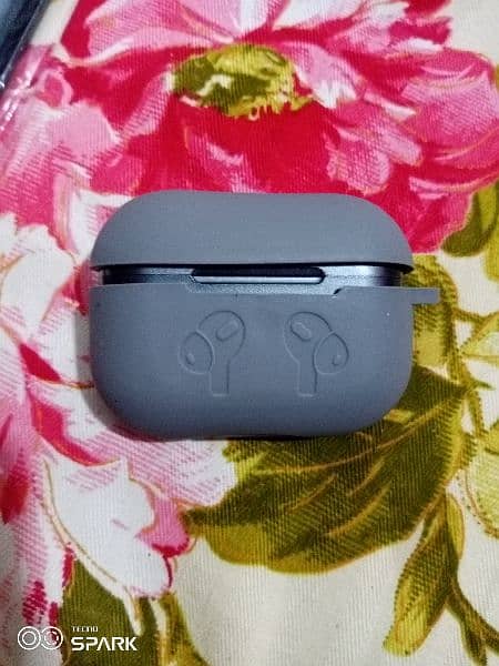 Air pods pro with cover 5