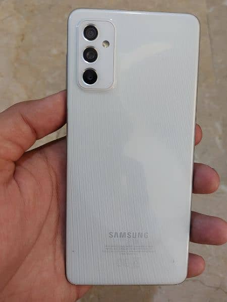 Samsung M52 2