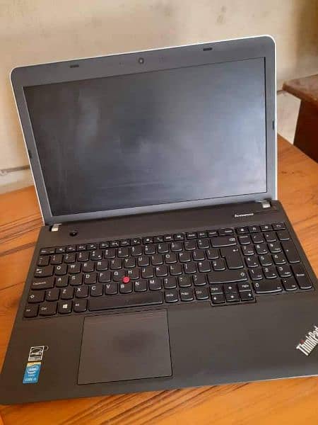 Slim Laptop Lenovo Core i5 4th Generation Display 15.6 Numpad 4