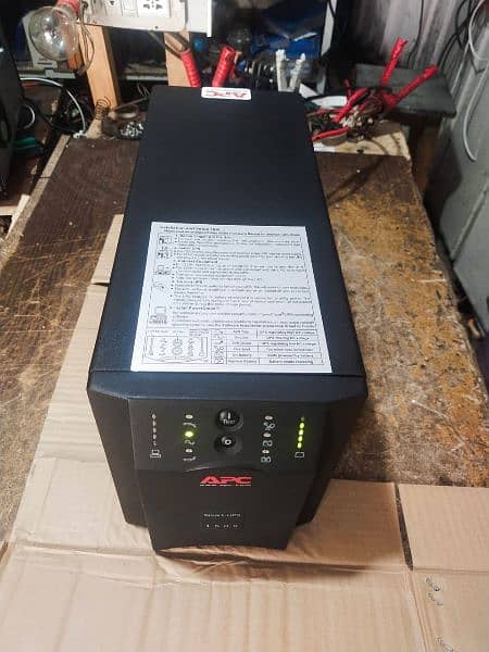 APC SMART UPS 650 va 400watt 3