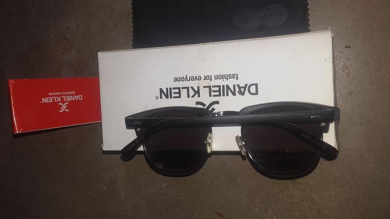 daniel Klein sunglasses sell 2